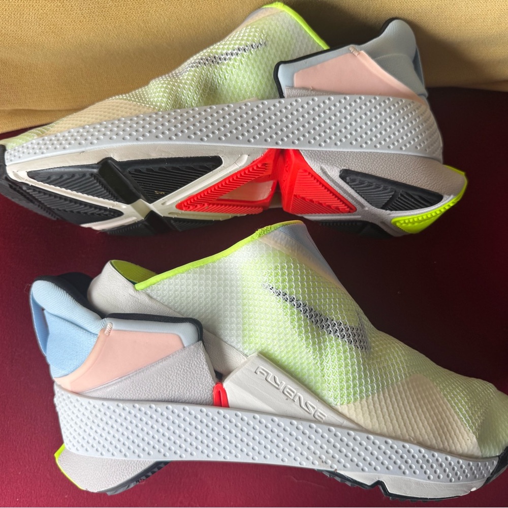 Nike Kids Slip-On Sneakers - Lime and Black